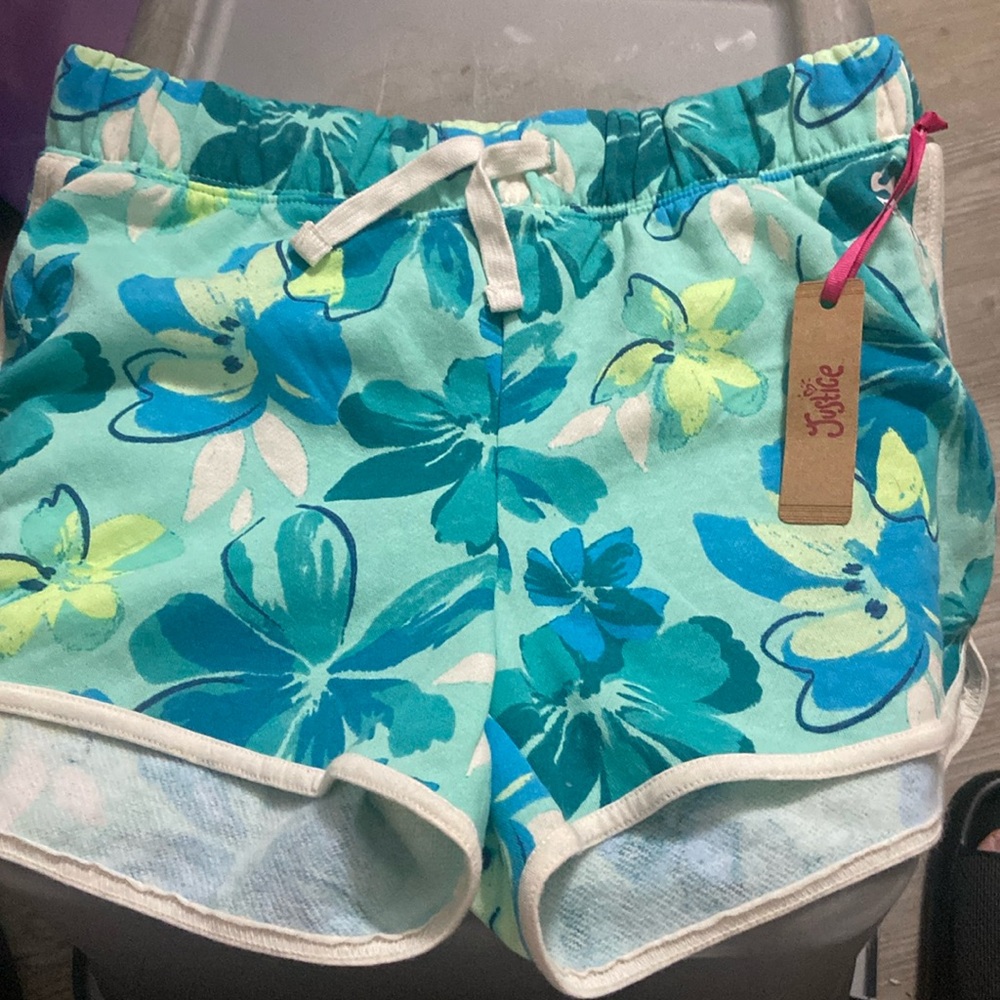 Girls shorts